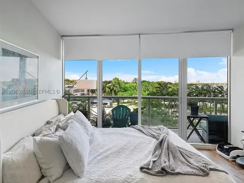 888 Biscayne Boulevard Miami FL 33132