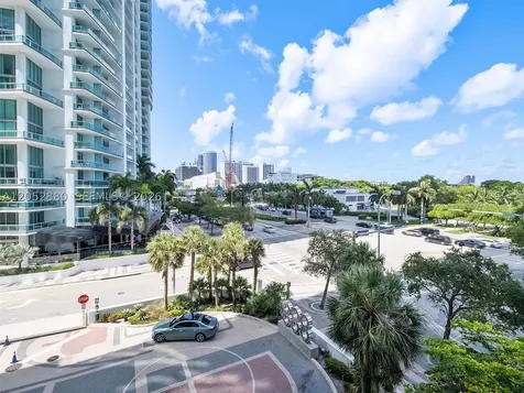 888 Biscayne Boulevard Miami FL 33132