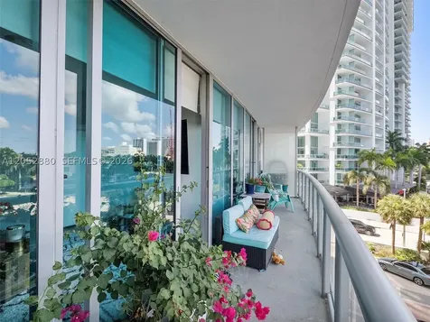 888 Biscayne Boulevard Miami FL 33132