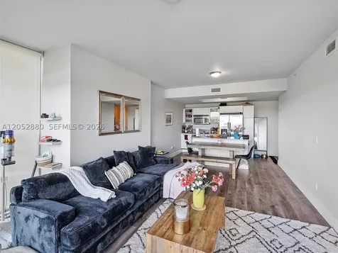888 Biscayne Boulevard Miami FL 33132