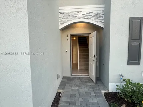 106 SE 11th Court Florida City FL 33034
