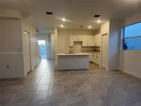 106 SE 11th Court Florida City FL 33034