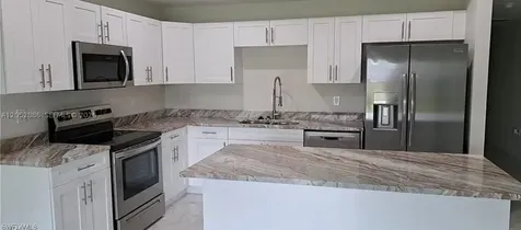 2225/2227 Snead Drive Lehigh Acres FL 33973