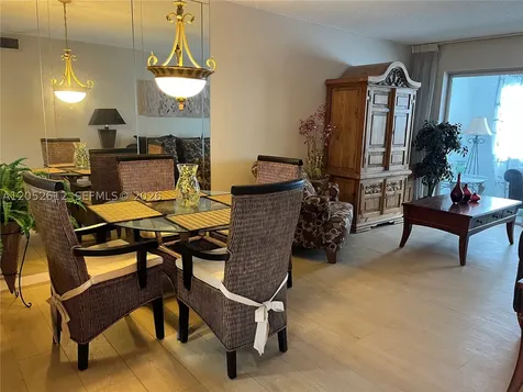 8135 Sunrise Lakes Boulevard Sunrise FL 33322