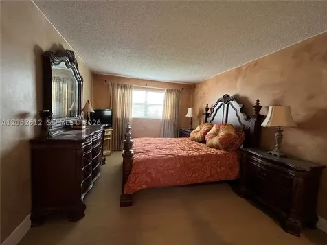 8135 Sunrise Lakes Boulevard Sunrise FL 33322