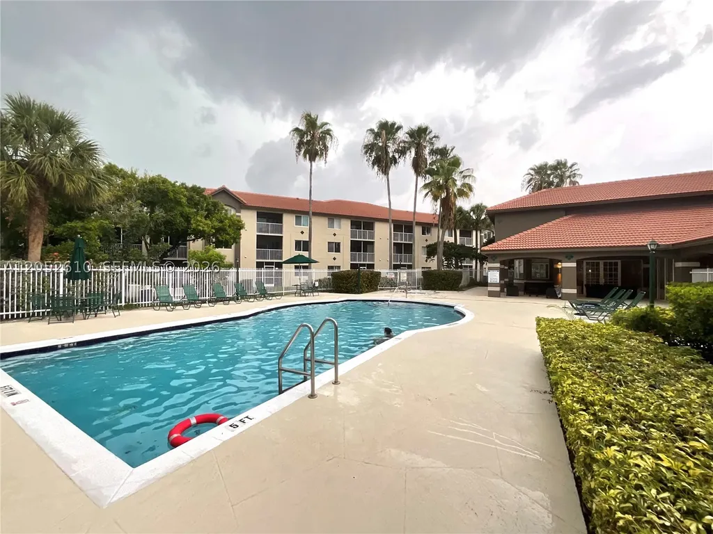 420 S Park Road Hollywood FL 33021