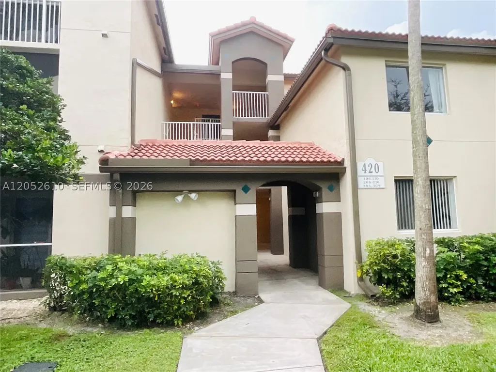 420 S Park Road Hollywood FL 33021