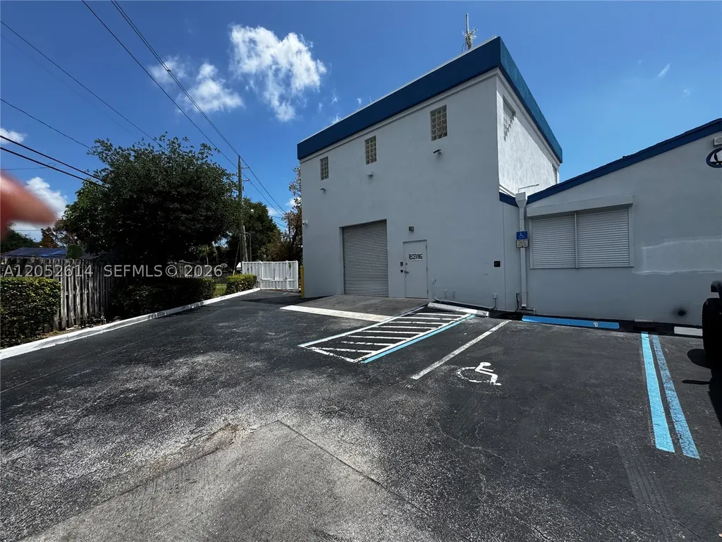6151 Pembroke Road Hollywood FL 33023