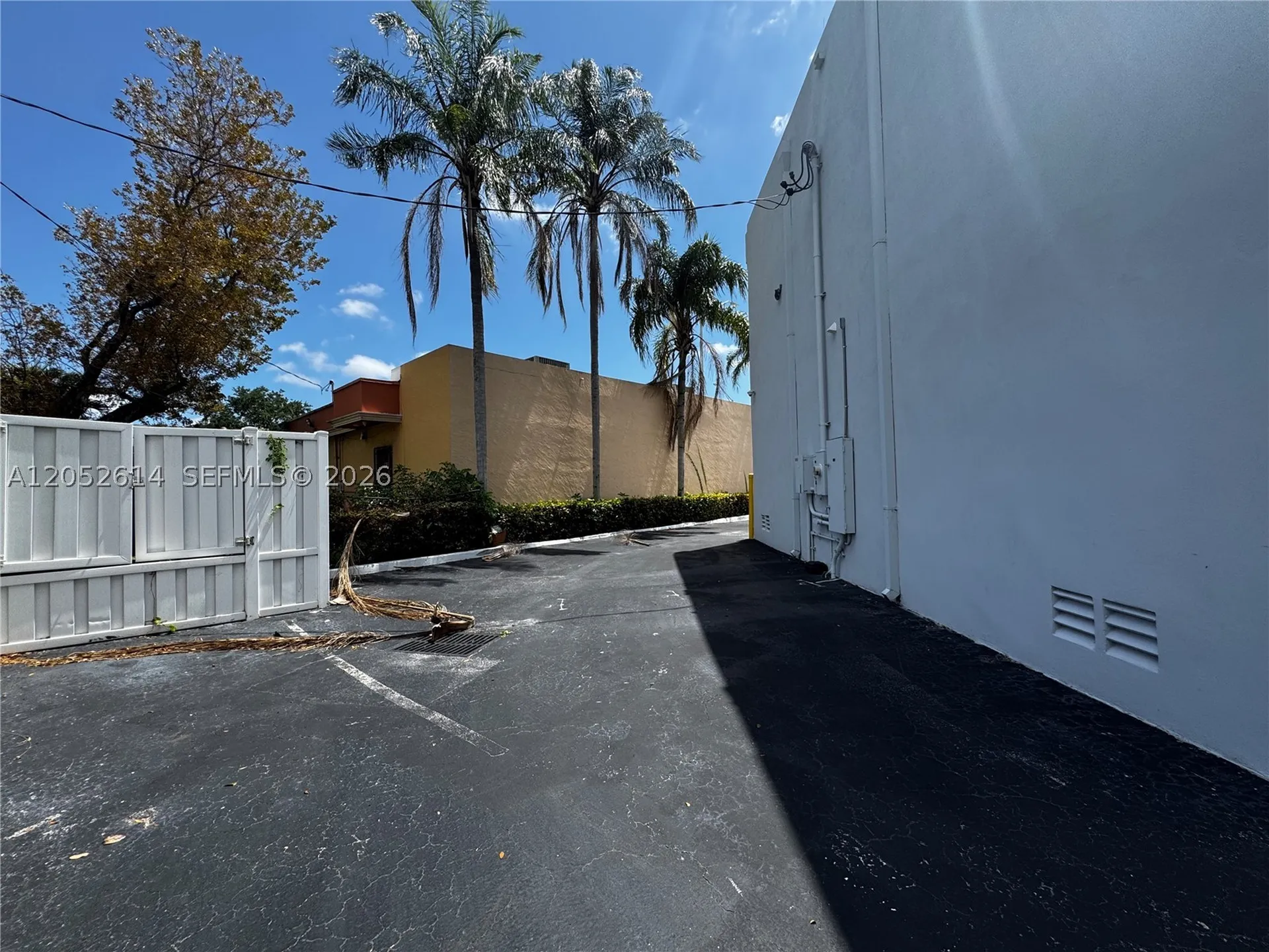 6151 Pembroke Road Hollywood FL 33023