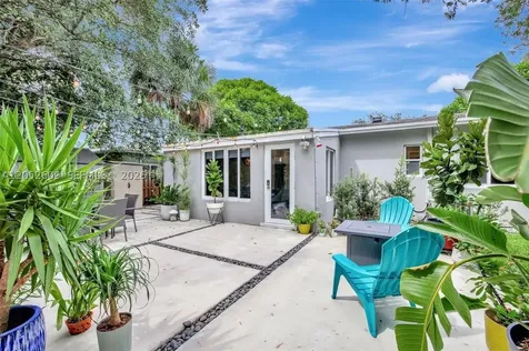 828 SW 15th Street Fort Lauderdale FL 33315