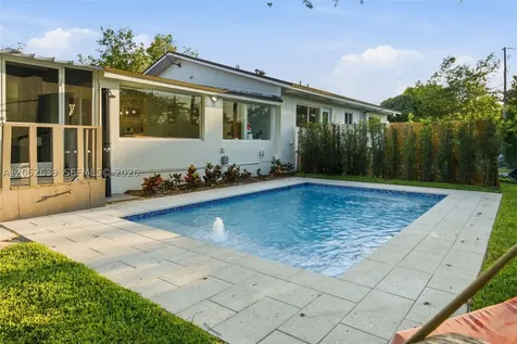 10795 SW 34th Street Miami FL 33165