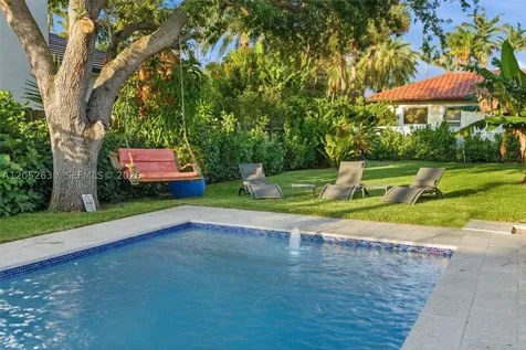 10795 SW 34th Street Miami FL 33165