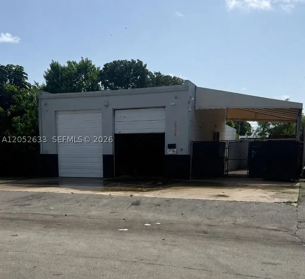 2304 SW 60th Way Miramar FL 33023