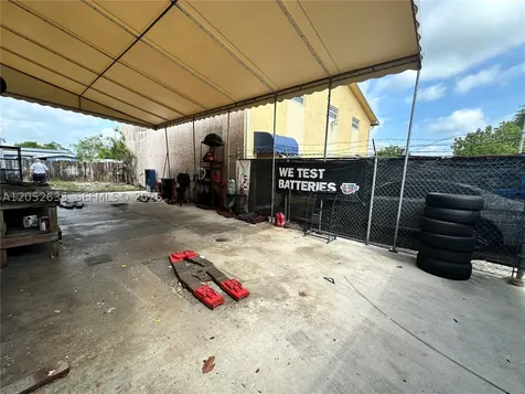 2304 SW 60th Way Miramar FL 33023