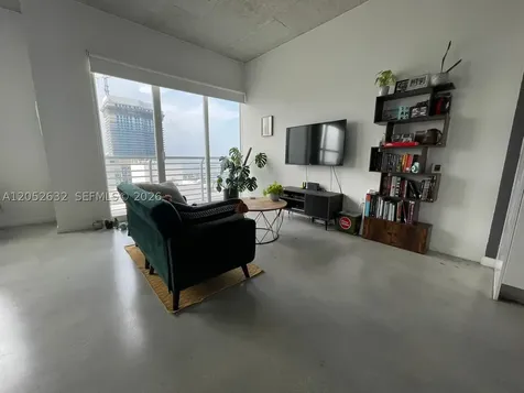 133 NE 2nd Avenue Miami FL 33132