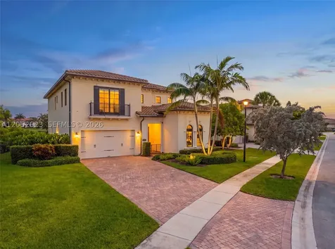 11326 SW 12th Street Pembroke Pines FL 33025