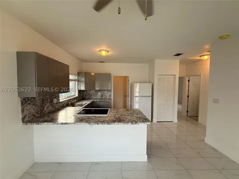 3025 NW 23rd Avenue Miami FL 33142