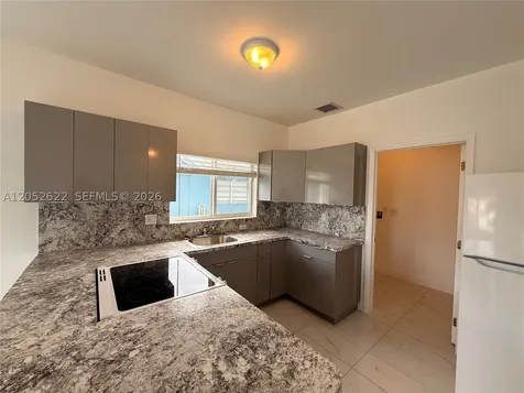 3025 NW 23rd Avenue Miami FL 33142