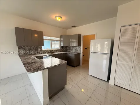 3025 NW 23rd Avenue Miami FL 33142