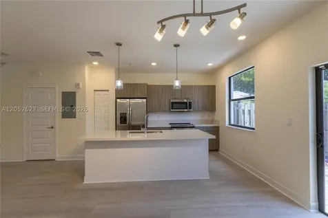 10407 NW 82nd Street Doral FL 33178