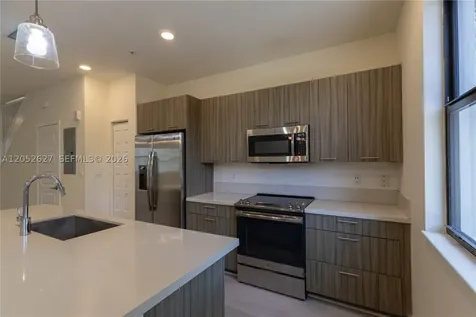 10407 NW 82nd Street Doral FL 33178