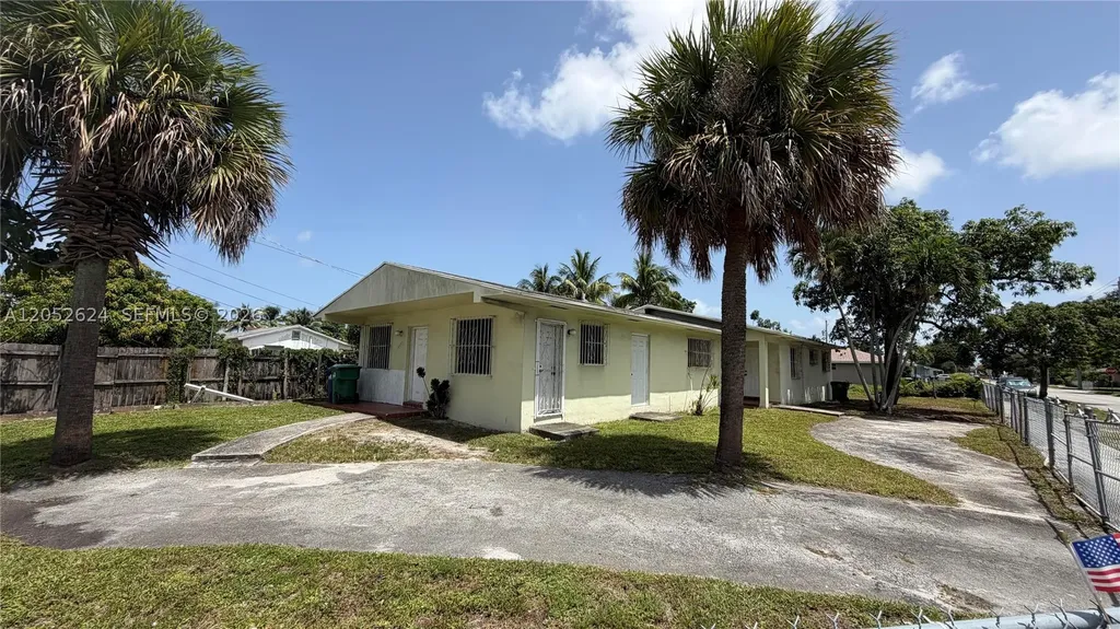 10841 NW 8th Avenue Miami FL 33168