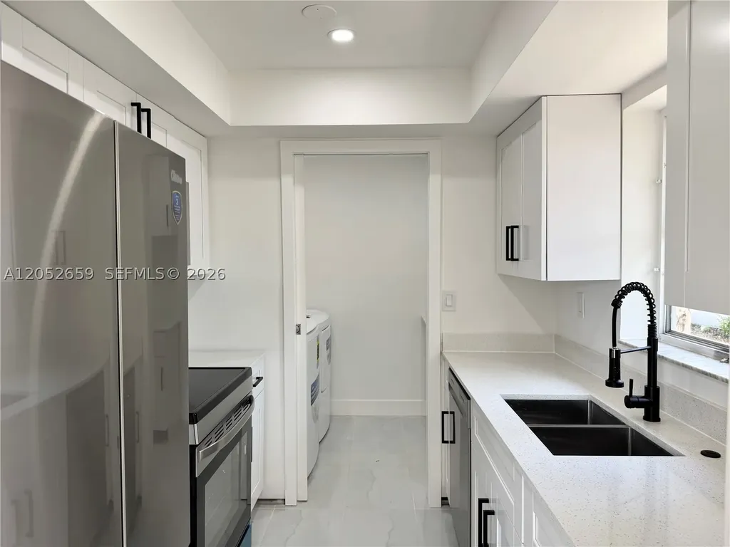 890 SW 28th Street Fort Lauderdale FL 33315