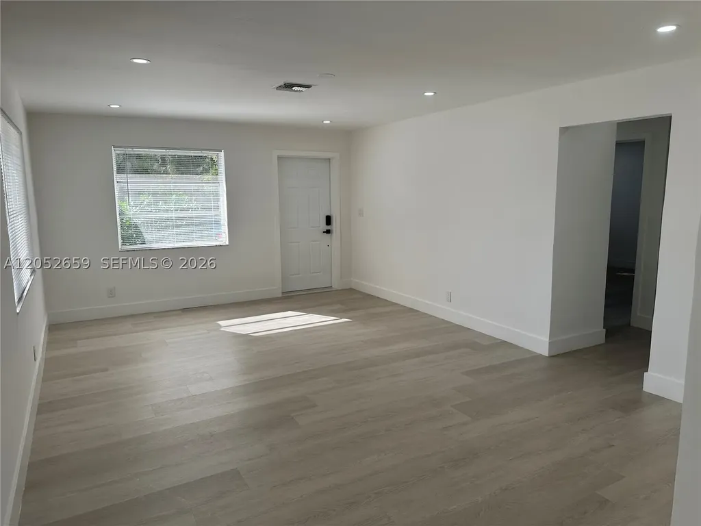 890 SW 28th Street Fort Lauderdale FL 33315