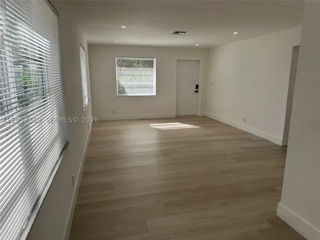 890 SW 28th Street Fort Lauderdale FL 33315