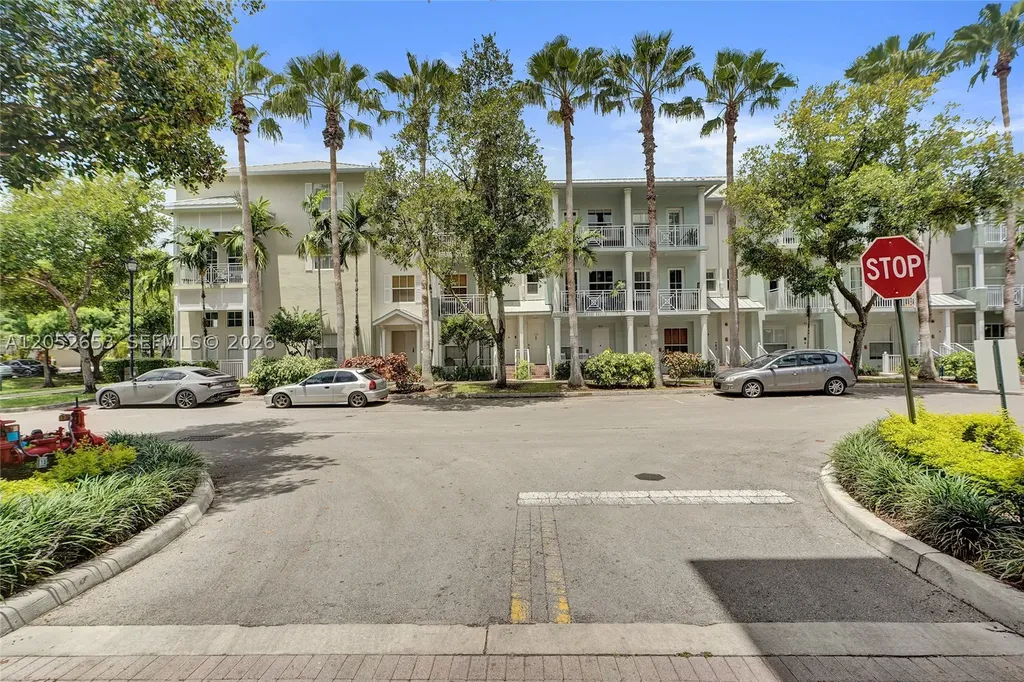 417 SW 13th Terrace Fort Lauderdale FL 33312