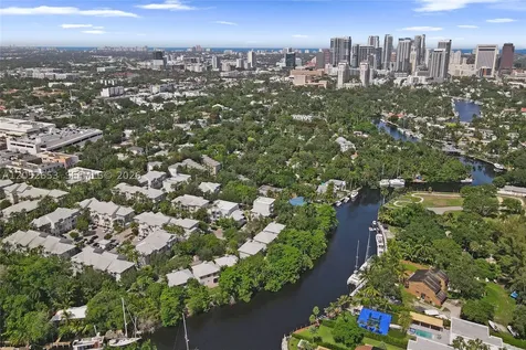 417 SW 13th Terrace Fort Lauderdale FL 33312