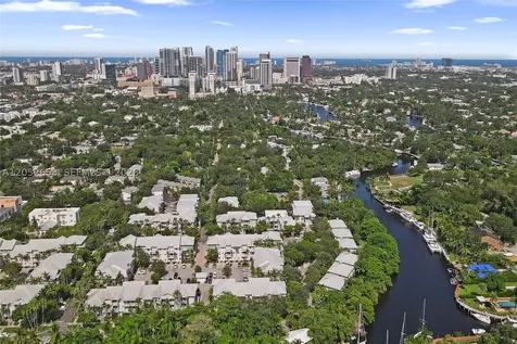 417 SW 13th Terrace Fort Lauderdale FL 33312