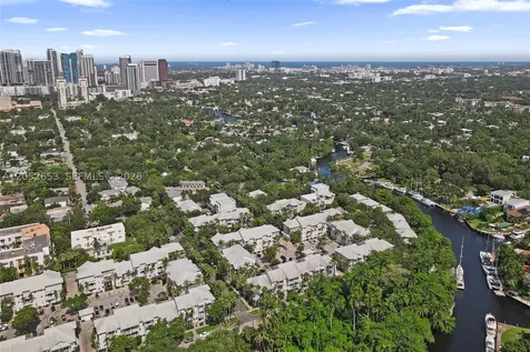 417 SW 13th Terrace Fort Lauderdale FL 33312