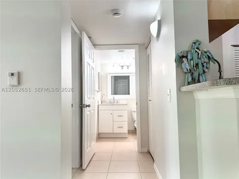 1020 Villa Lane Boynton Beach FL 33435