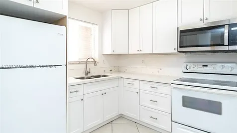 6801 Harding Avenue Miami Beach FL 33141