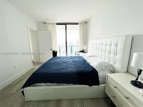 121 NE 34th Street Miami FL 33137