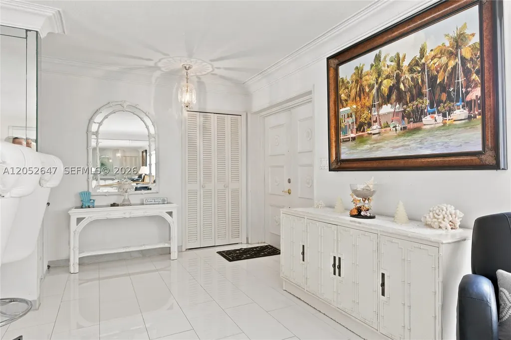 8 Castle Harbor Island Fort Lauderdale FL 33308