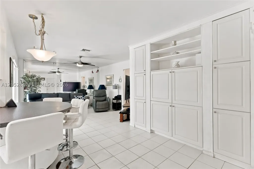 8 Castle Harbor Island Fort Lauderdale FL 33308