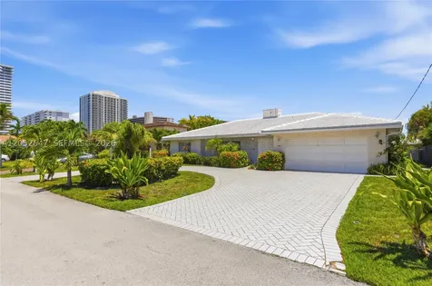 8 Castle Harbor Island Fort Lauderdale FL 33308
