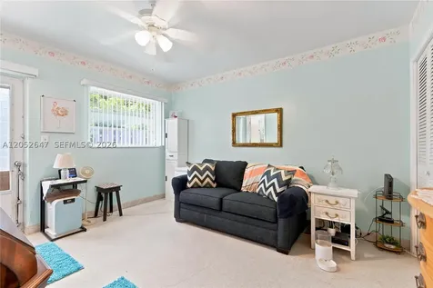8 Castle Harbor Island Fort Lauderdale FL 33308