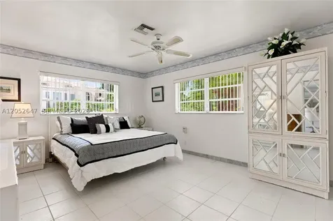 8 Castle Harbor Island Fort Lauderdale FL 33308