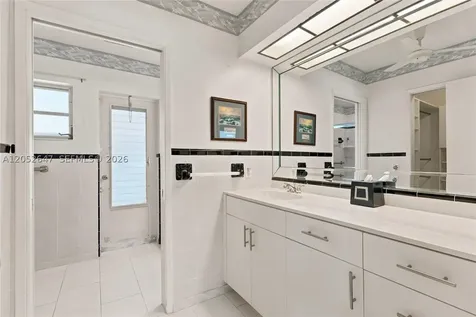 8 Castle Harbor Island Fort Lauderdale FL 33308