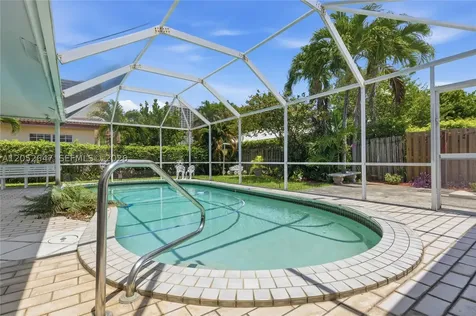 8 Castle Harbor Island Fort Lauderdale FL 33308
