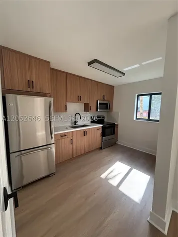 1353 NW 5th Street Miami FL 33125