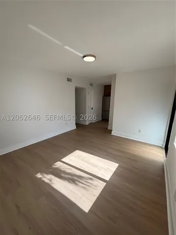 1353 NW 5th Street Miami FL 33125