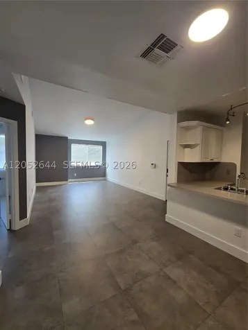 18324 NW 68th Avenue Hialeah FL 33015
