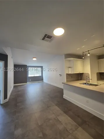 18324 NW 68th Avenue Hialeah FL 33015