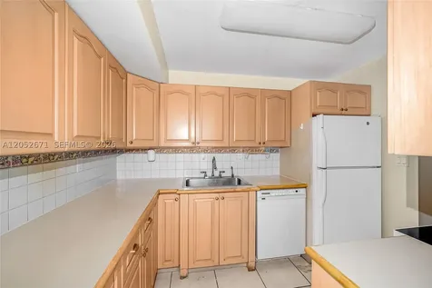 6861 SW 147th Avenue Miami FL 33193