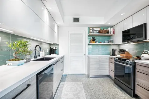 245 Michigan Avenue Miami Beach FL 33139