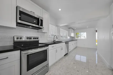 3551 NW 20th Street Miami FL 33142